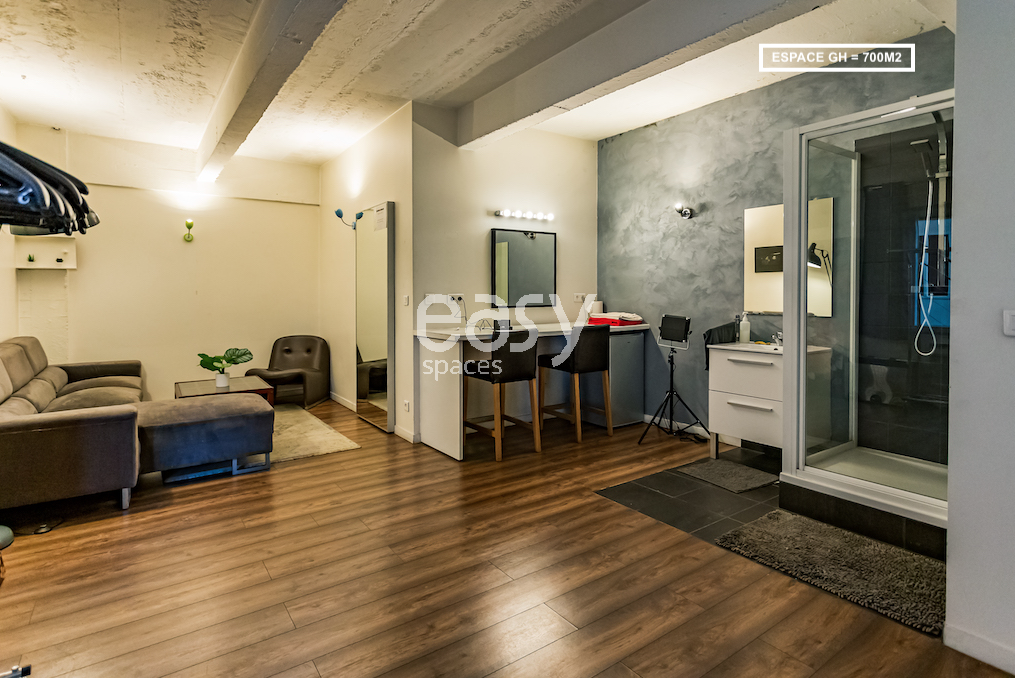 Hangar pour défilé de mode Paris